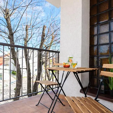 Apartament Kairos - Friends - Darmowy Parking, Blisko Centrum